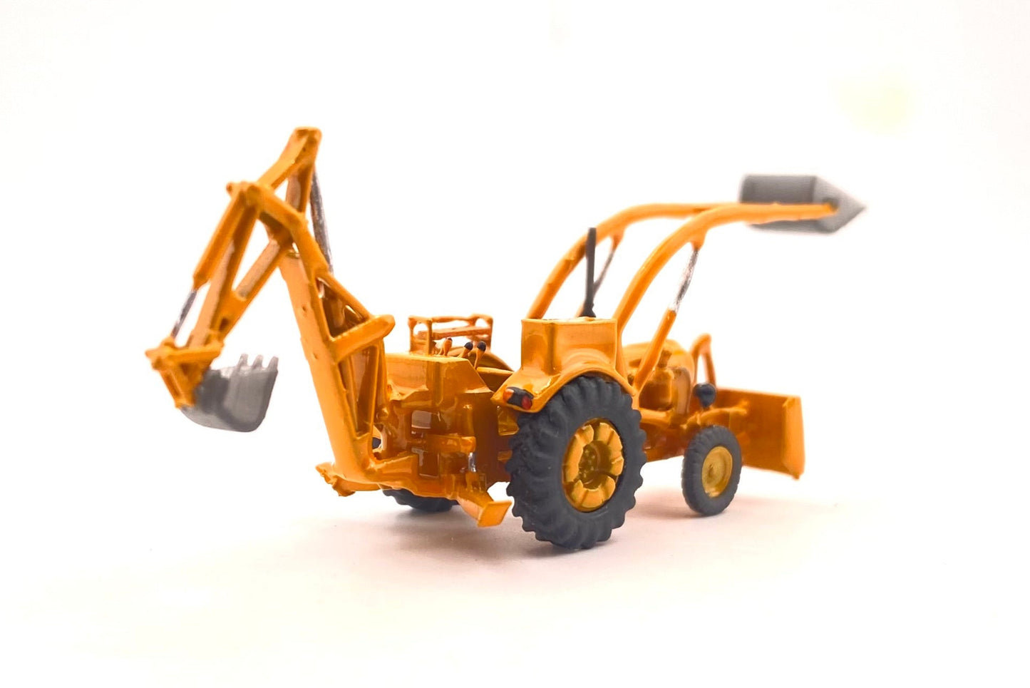 Porsche Diesel Super B308 - Traktor, Baggerlader, Baumaschine Spur N / 1:160