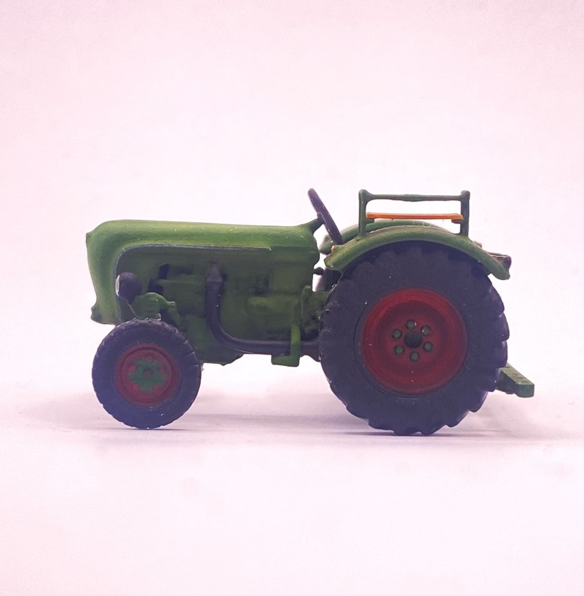 Allgaier A133 "Patiniert" - Traktor, Schlepper - H0, 1:87 - Modeler Series