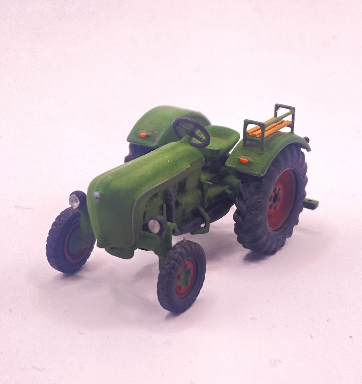 Allgaier A133 "Patiniert" - Traktor, Schlepper - H0, 1:87 - Modeler Series