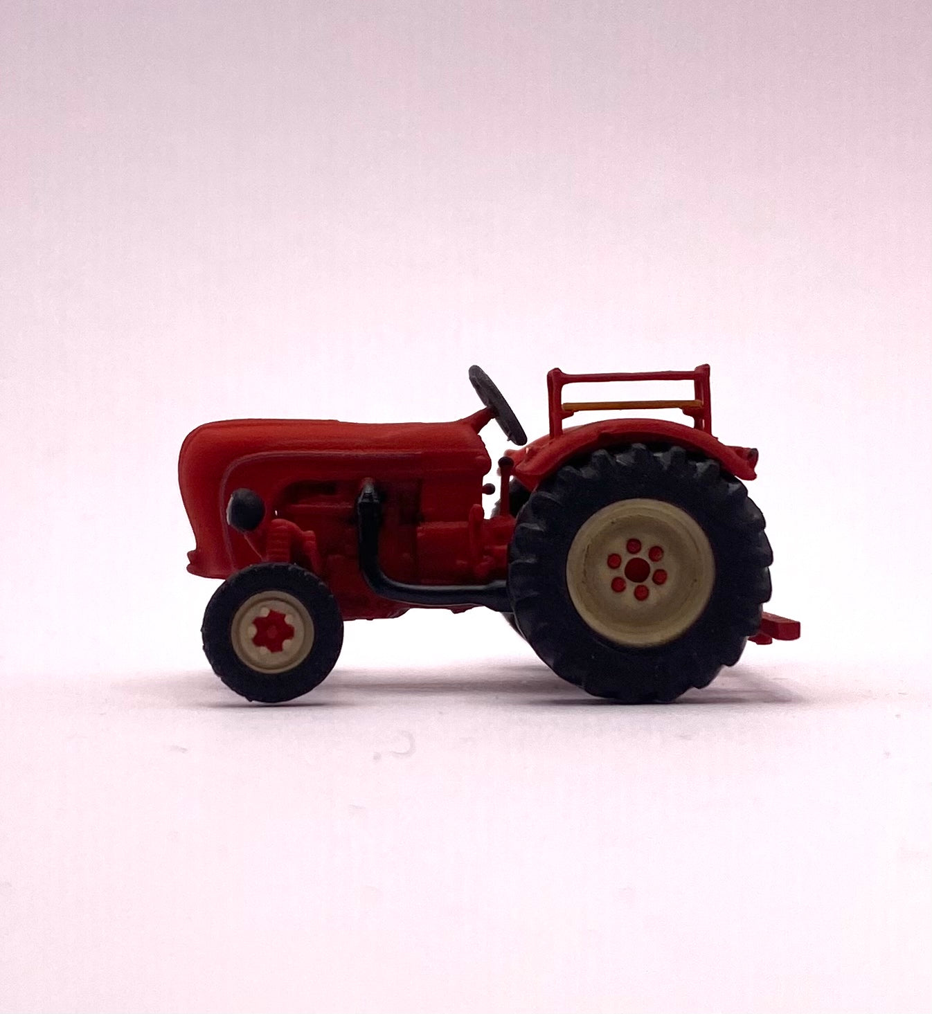 Porsche Diesel Standard N208 "Patiniert" - Traktor, Schlepper - H0, 1:87 - Modeler Series