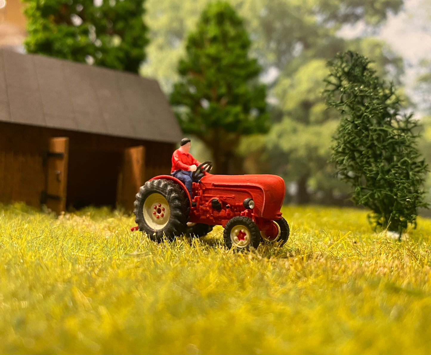 Porsche Diesel Super S308 "Patiniert" - Schmalspurtraktor, Schlepper - H0, 1:87 - Modeler Series