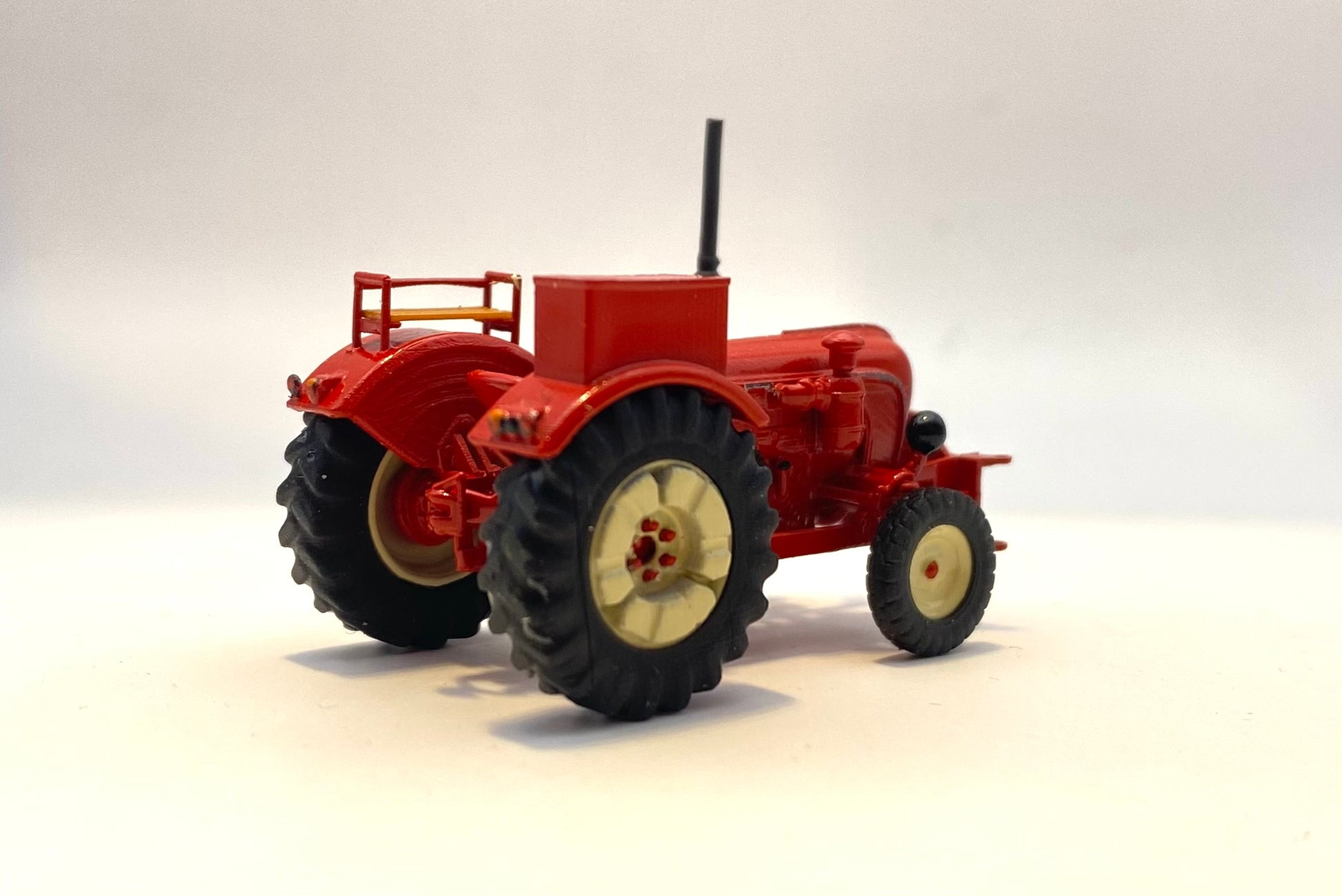 Porsche Diesel Super B308 1:87