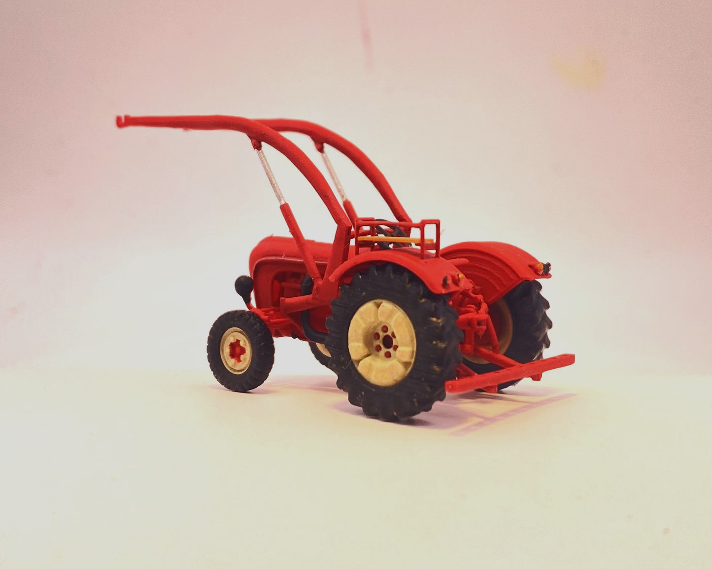 Porsche Diesel Super N308 mit Frontlader "Patiniert" , Traktor, Schlepper - H0, 1:87 - Modeler Series