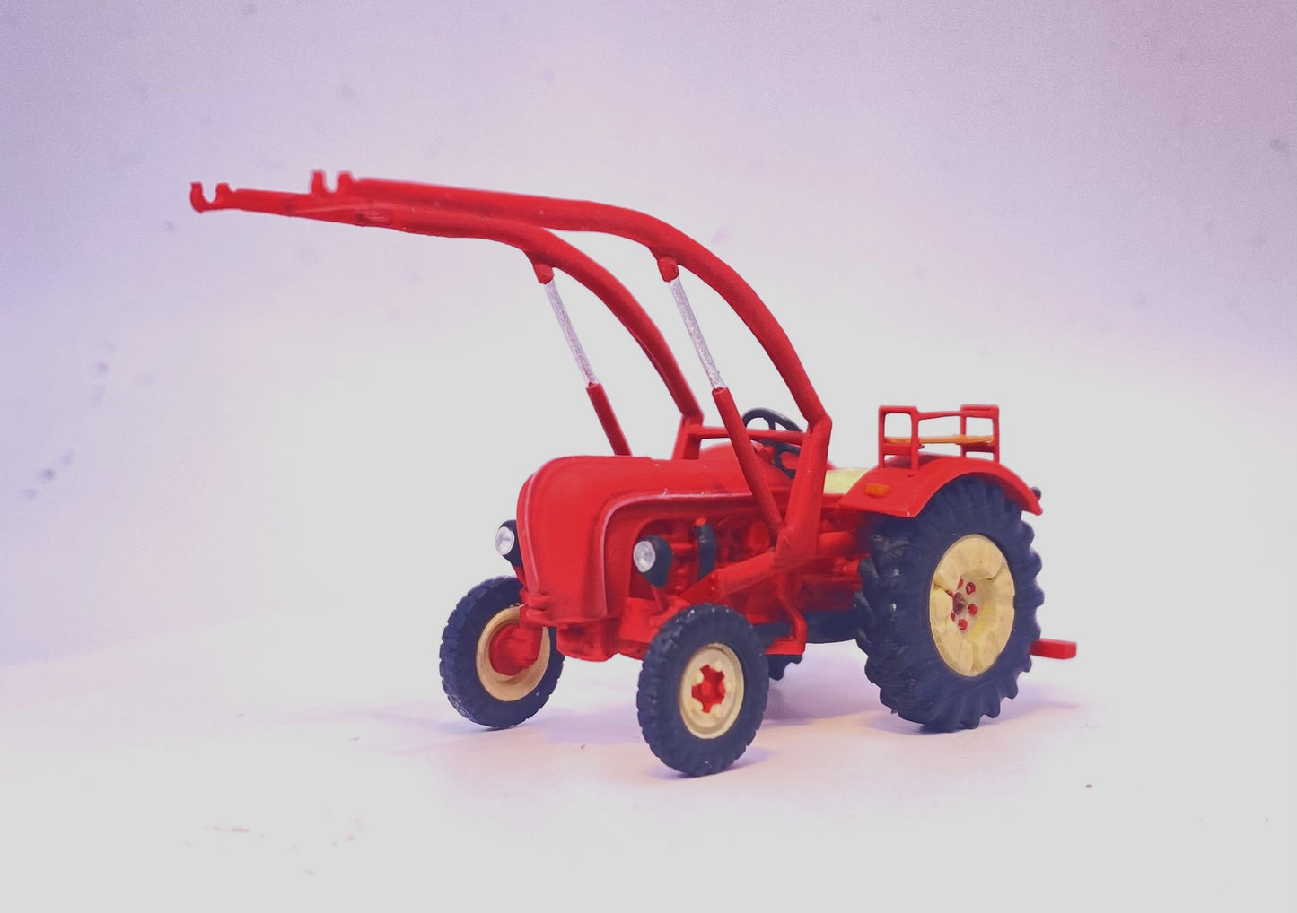 Porsche Diesel Super N308 mit Frontlader "Patiniert" , Traktor, Schlepper - H0, 1:87 - Modeler Series