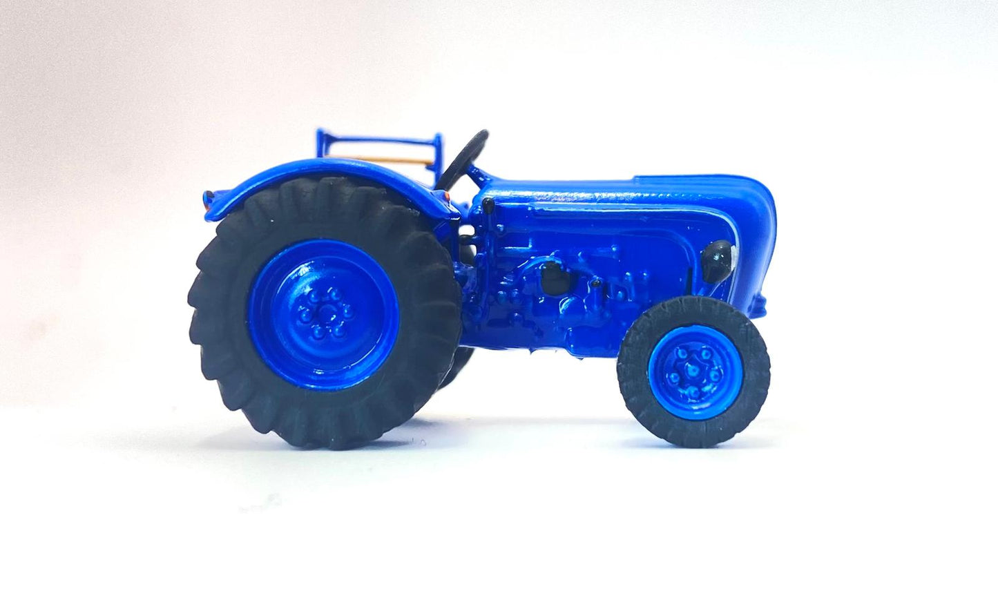 Porsche Diesel Super N308 "Werksschlepper" - Traktor, Schlepper - H0, 1:87